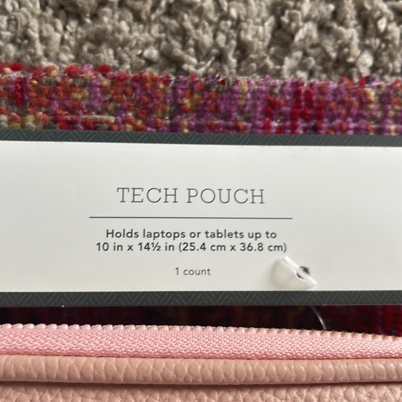 Threshold pink tech pouch with gold hardware - Picture 2 of 11